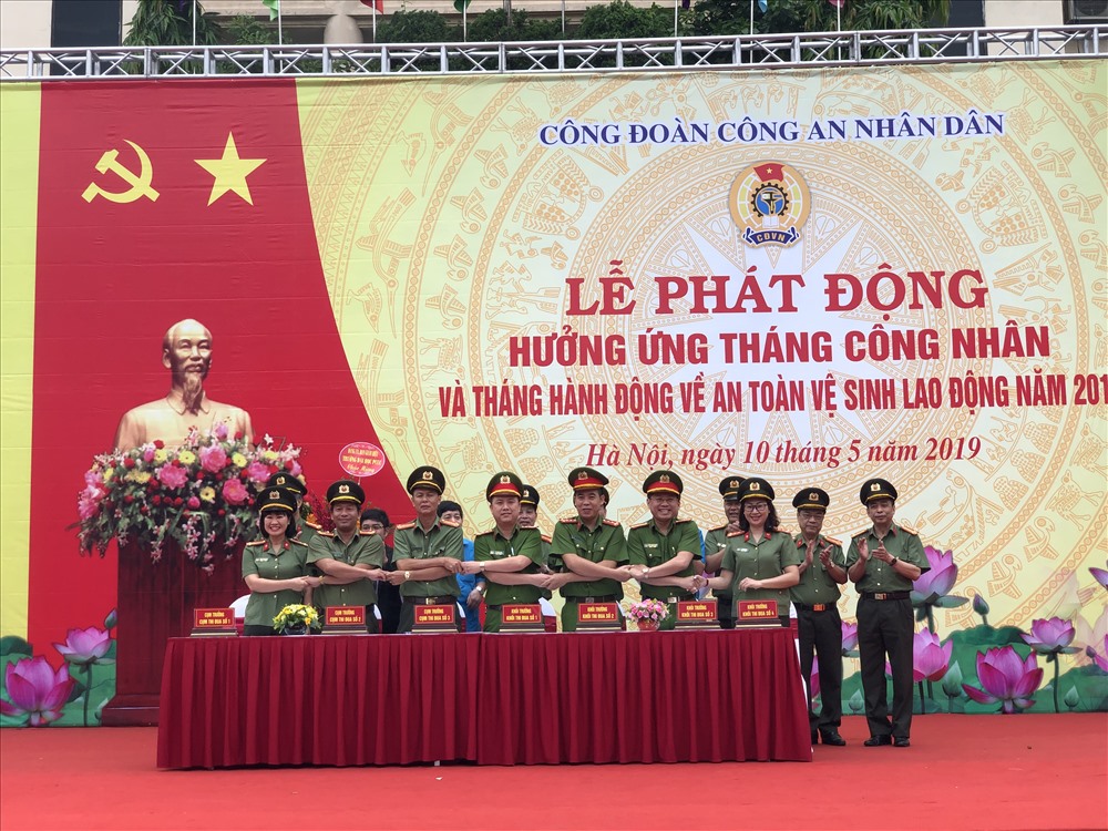 CÔNG TY THANH BÌNH DỰ LỄ PHÁT ĐỘNG, HƯỞNG ỨNG THÁNG CÔNG NHÂN VÀ THÁNG HÀNH ĐỘNG VỀ AN TOÀN VỆ SINH LAO ĐỘNG